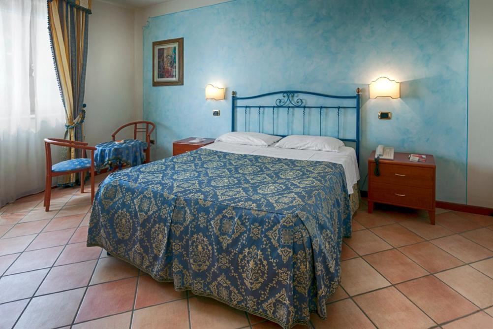 Villa Luigi Hotel & Restaurant Nuova Gestione Villa Rosa Di Martinsicuro Oda fotoğraf