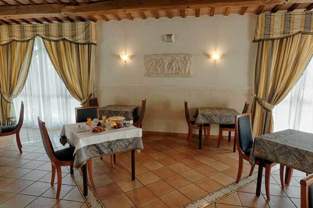 Villa Luigi Hotel & Restaurant Nuova Gestione Villa Rosa Di Martinsicuro Dış mekan fotoğraf