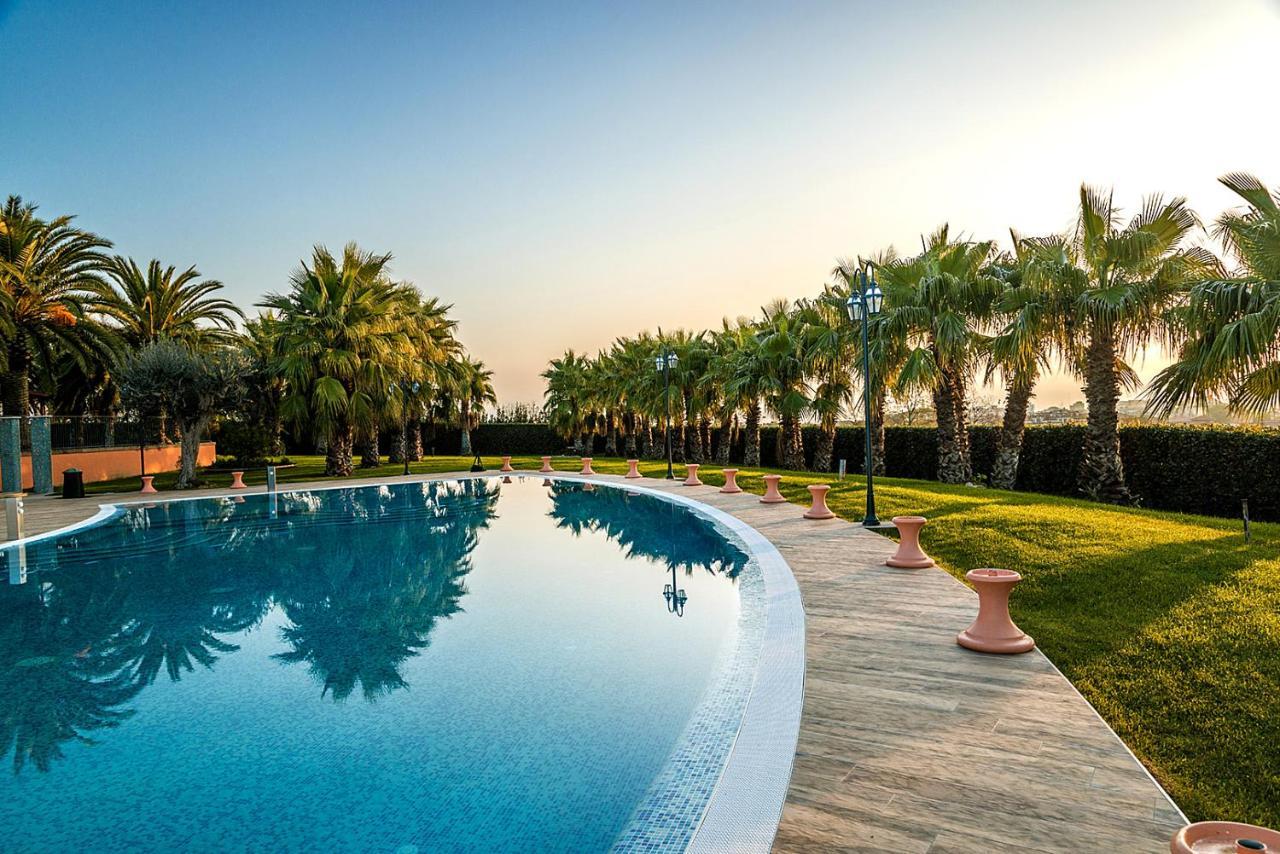 Villa Luigi Hotel & Restaurant Nuova Gestione Villa Rosa Di Martinsicuro Dış mekan fotoğraf