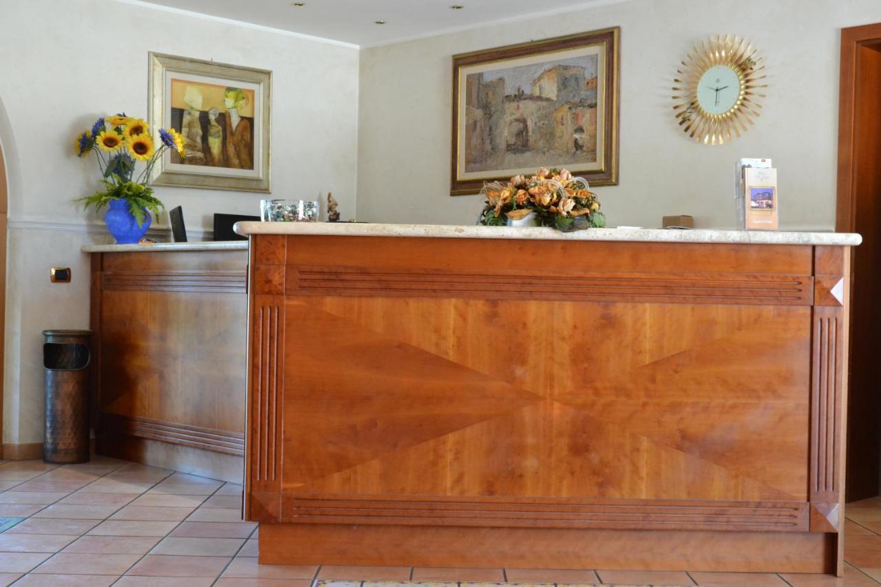 Villa Luigi Hotel & Restaurant Nuova Gestione Villa Rosa Di Martinsicuro Dış mekan fotoğraf